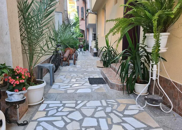 Guest Rooms Kostovi